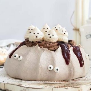 Haunted Pavlova