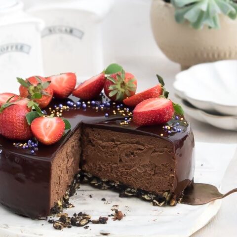 Mirror Glaze Dark Chocolate Cheesecake