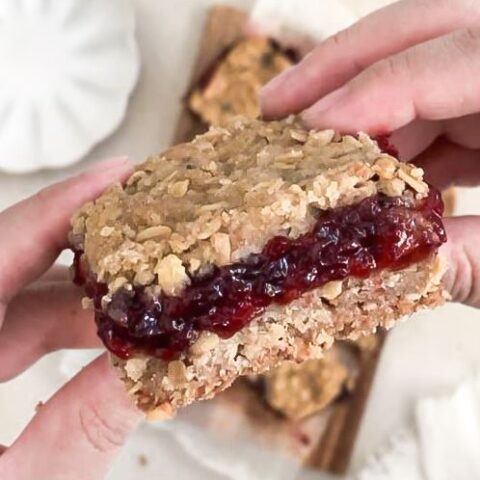 Strawberry Oatmeal Crumble Bars